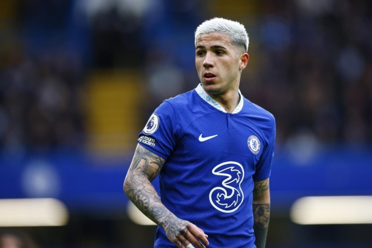 enzo-fernandez-en-el-chelsea-aston-villa-de-premier-league-2022-23-efe-tolga-akmen