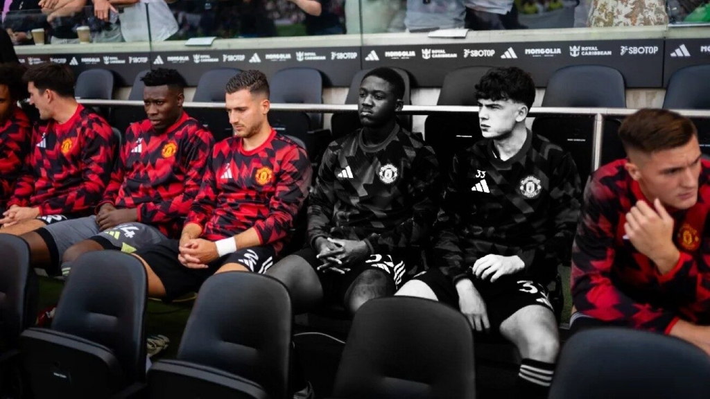 γιουνάιτεντ ακαδημίες